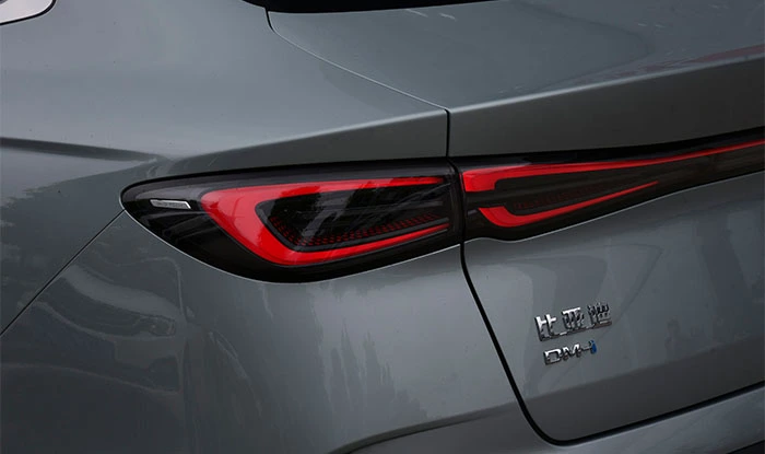 
								BYD Seal 06 DM-i Flagship Edition plné									