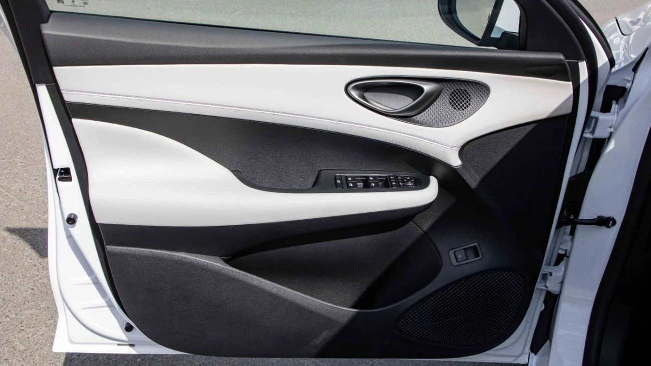 
BYD Seal 05 DM-i 128KM LUXURY EDITION plné									